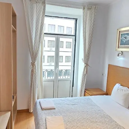 Frühstückspension Baixasuites 3*