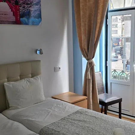 Baixasuites 3*
