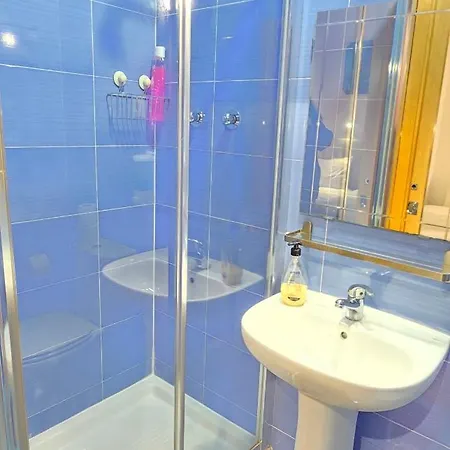 Baixasuites 3*